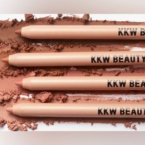 KKW Beauty Nude 3 Lip Liner
